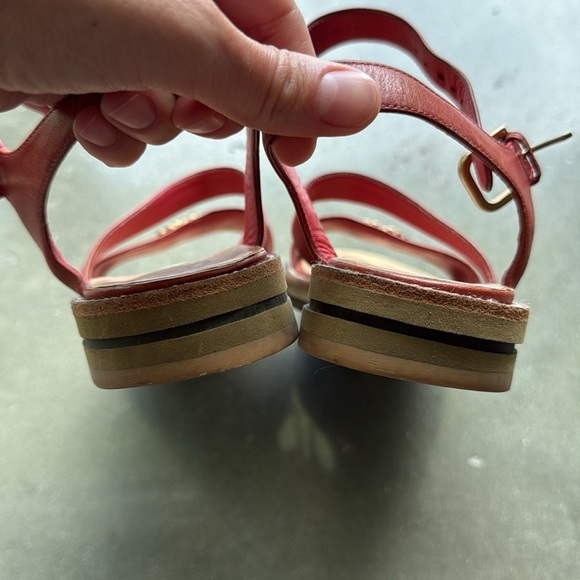 Chanel CC Logo Gladiator Sandals - Picture 5 of 13